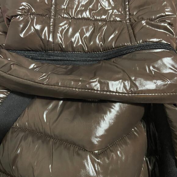 Bernardo Chocolate Hooded Water Resistant Packable Puffer Jacket, Sz M -- NWT - Picture 6 of 16